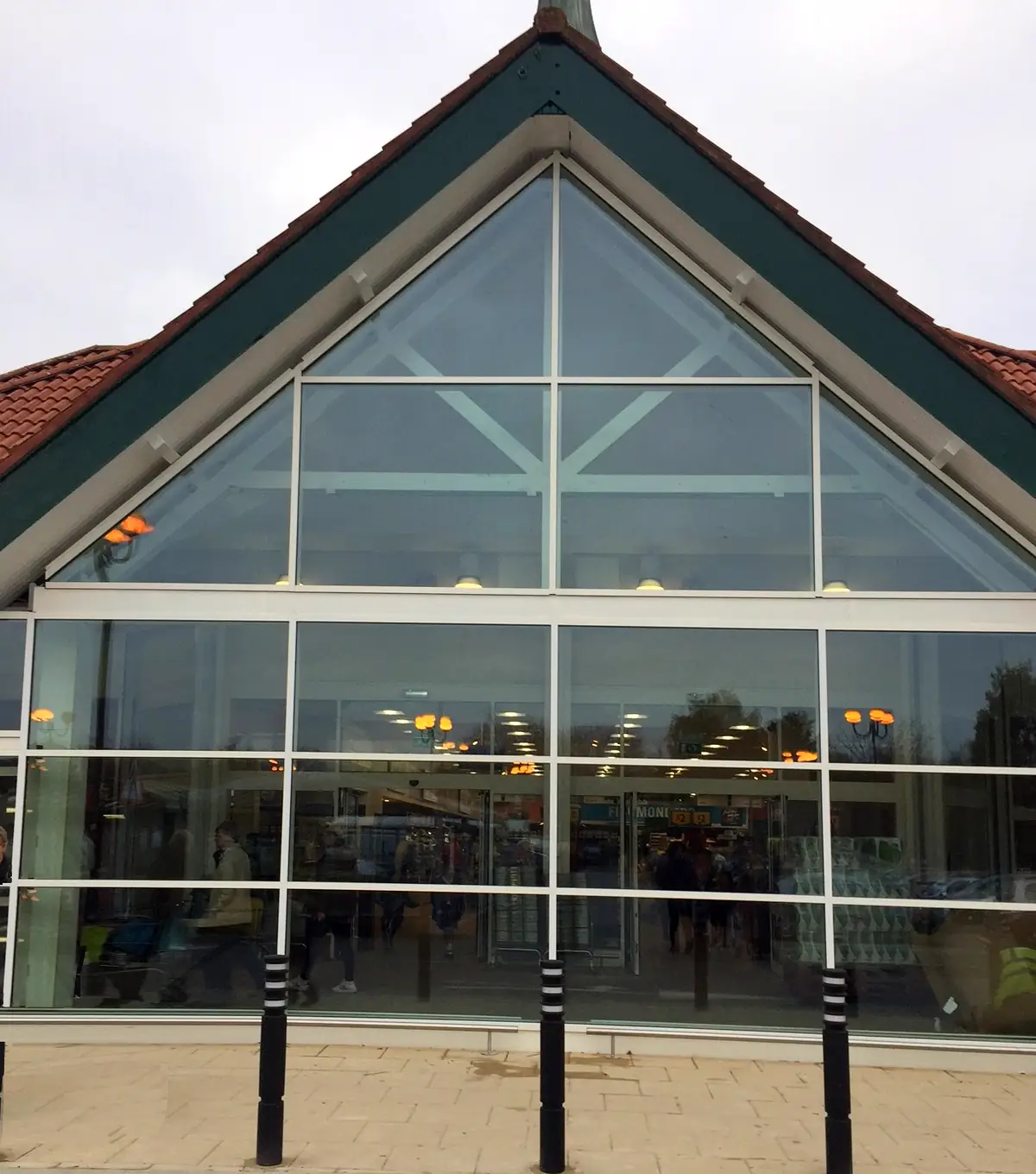 Morrisons, Welwyn Garden City, photograph 2