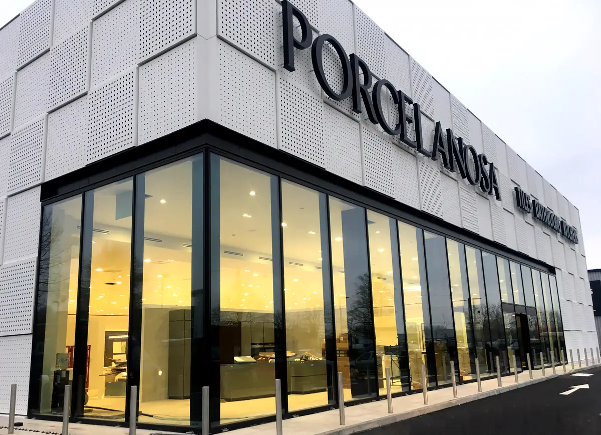 Porcelanosa, Reading